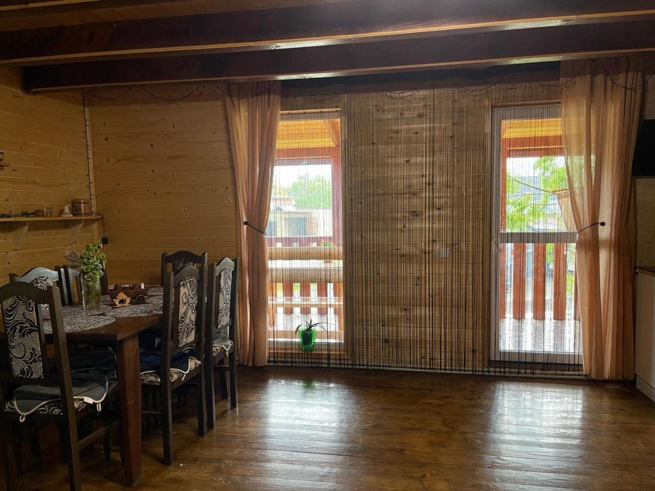 карпатський Karpatian Holiday home *